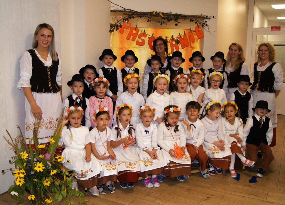 zdjęcie grupy przedszkolaków Mróweczki